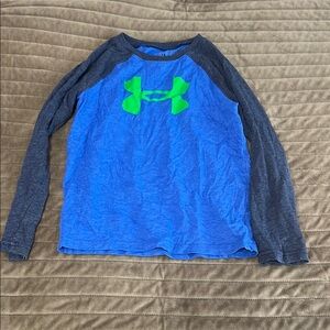 Under Armour Kids Blue and Dark Gray Long Sleeve Tee